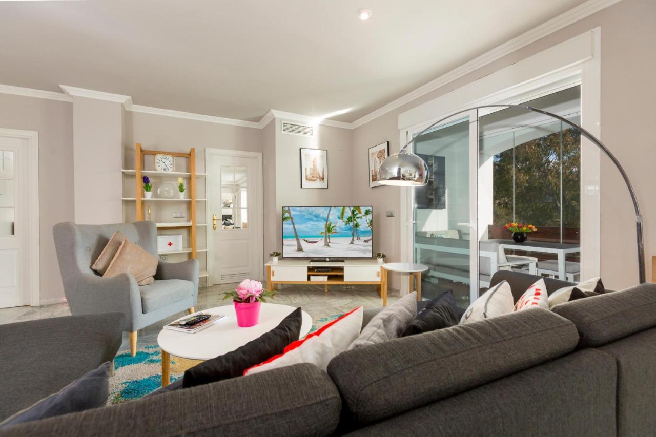 4 Bedroom Apartment In Puerto Banus 150 Meters From The Beach Marbella Exterior foto